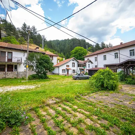 кампинг петлето * Sokolovtsi (Smolyan)
